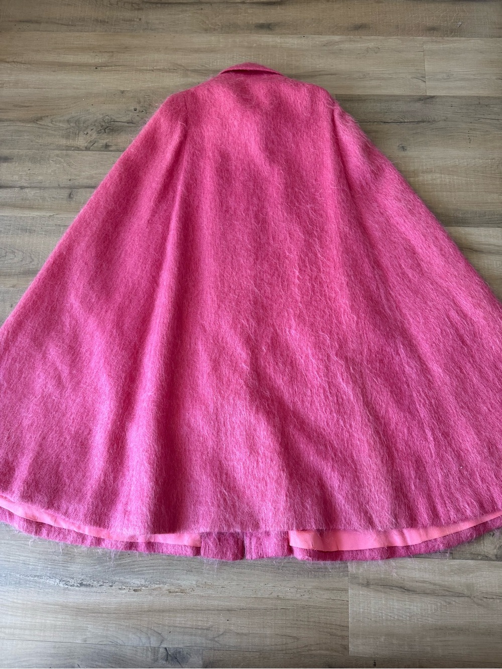 Vintage 70s Auckie Sanft Bubblegum Pink Virgin Wool Cape Coat - One Size - Picture 5 of 7